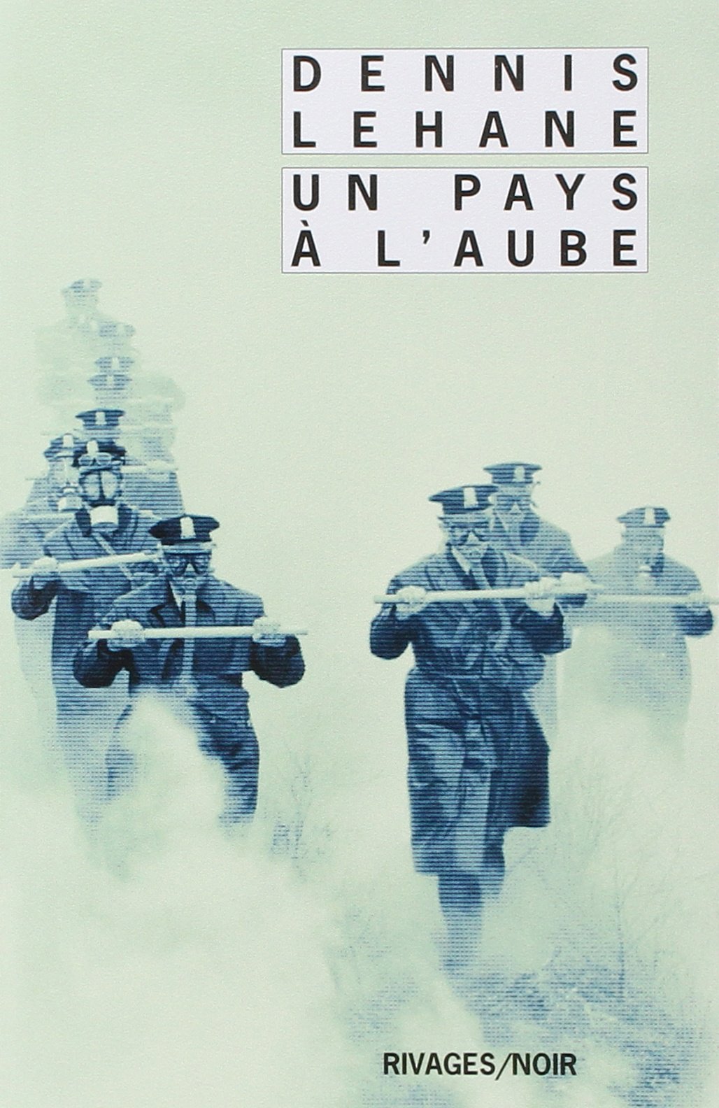 Un pays à l'aube