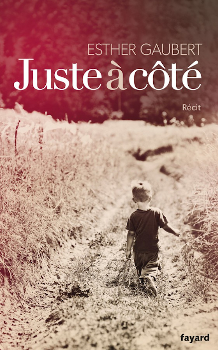 Juste à côté