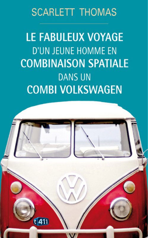 Le fabuleux voyage d'un jeune homme en combinaison spatiale dans un combi Volkswagen