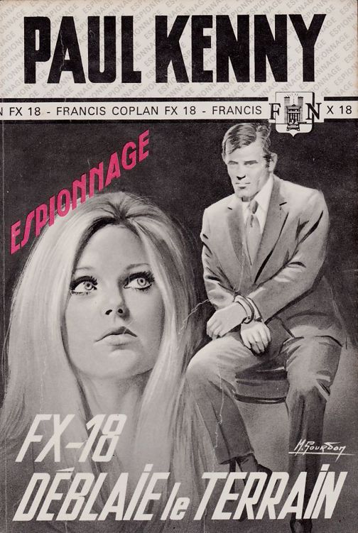 129 FX-18 déblaie le terrain (1972)